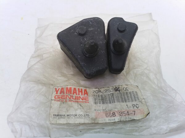 YAMAHA Tampone parastrappo 2gh2536400