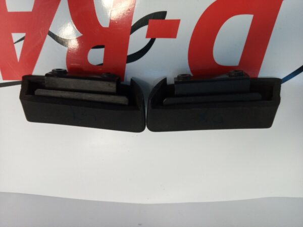 COPPIA GOMME PEDANA POGGIAPIEDI PIAGGIO HEXAGON 125/250 GT-GTX 1998-2002