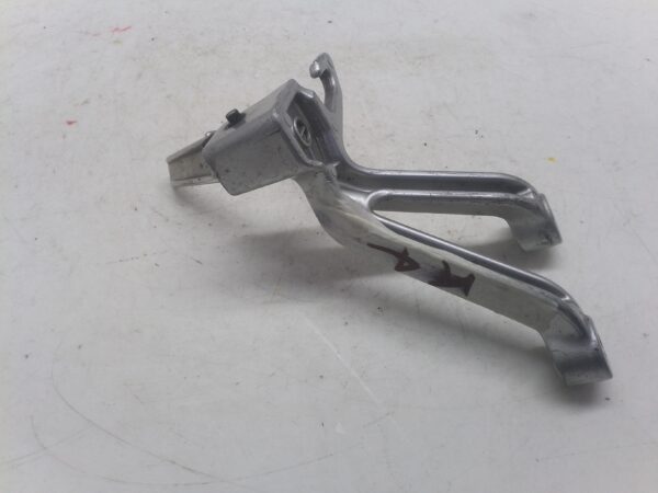 Suzuki gsx-r 1000 03 04 supporto pedana posteriore sinistra graffi